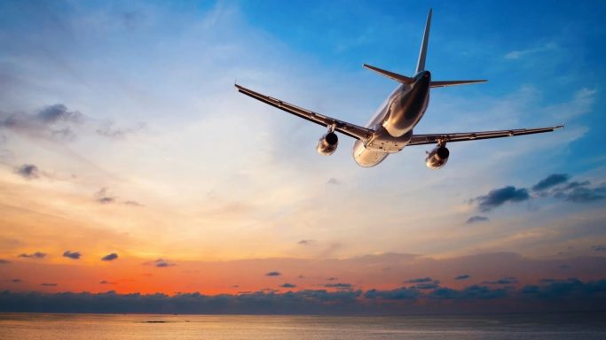 Jet descending at sunset Jet descending at sunset